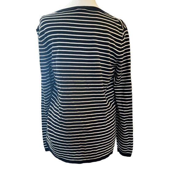 Talbots Lightweight Crewneck Sweater M - Picture 2 of 5